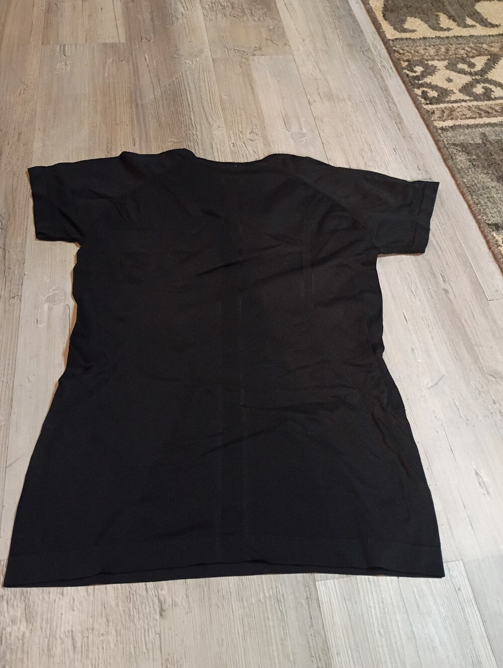 Workout Top - Picture 3 of 4